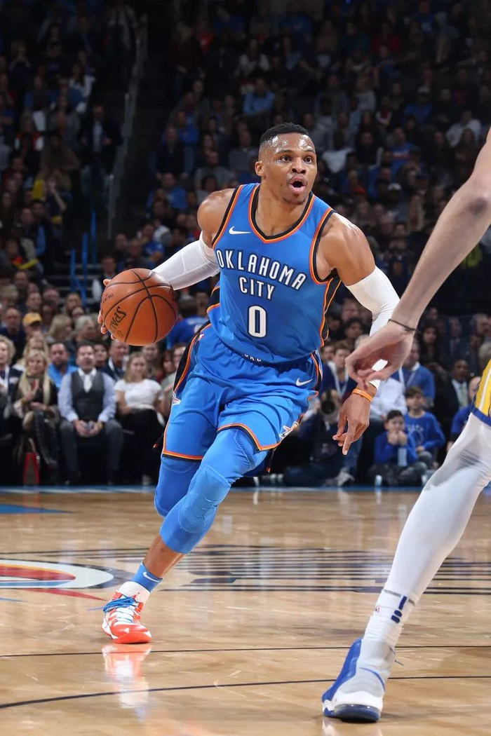 爱游戏体育 -窗口期CBA季后赛焦点战，纽卡斯尔绝杀压哨，话题不断，更衣室氛围转暖的简单介绍